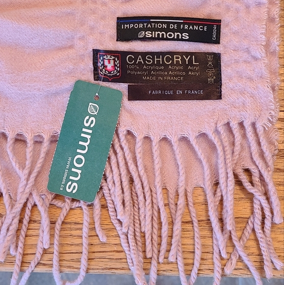 Textured dusty pink scarf - Picture 2 of 7